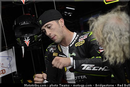 motogp_dovizioso_0006_pays_bas_assen_2012.jpg