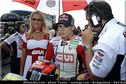 motogp_pitbabe_0014_pays_bas_assen_2012.jpg