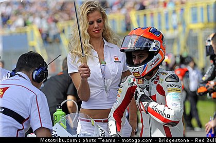 motogp_pitbabe_0026_pays_bas_assen_2012.jpg