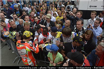 motogp_rossi_0003_pays_bas_assen_2012.jpg