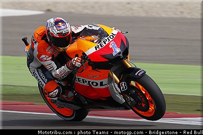 motogp_stoner_0013_pays_bas_assen_2012.jpg