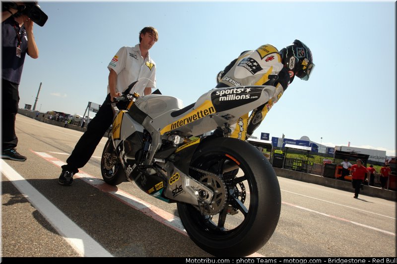 moto2_luthi_0001_allemagne_sachsenring_2012