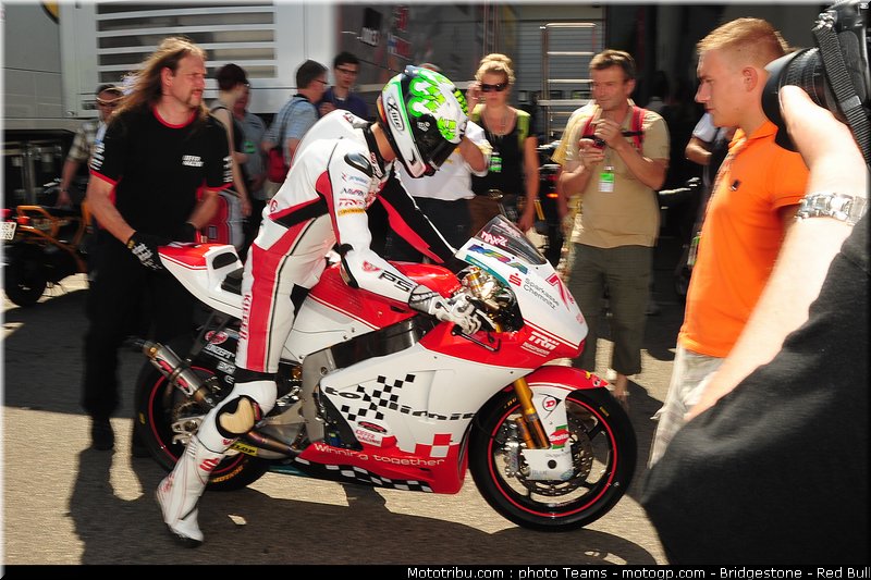 moto2_neukirchner_0011_allemagne_sachsenring_2012