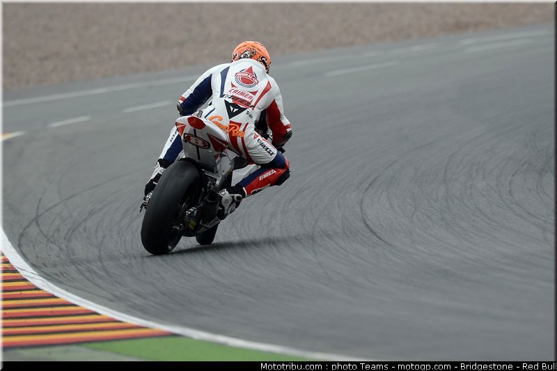 moto2_rea_0012_allemagne_sachsenring_2012