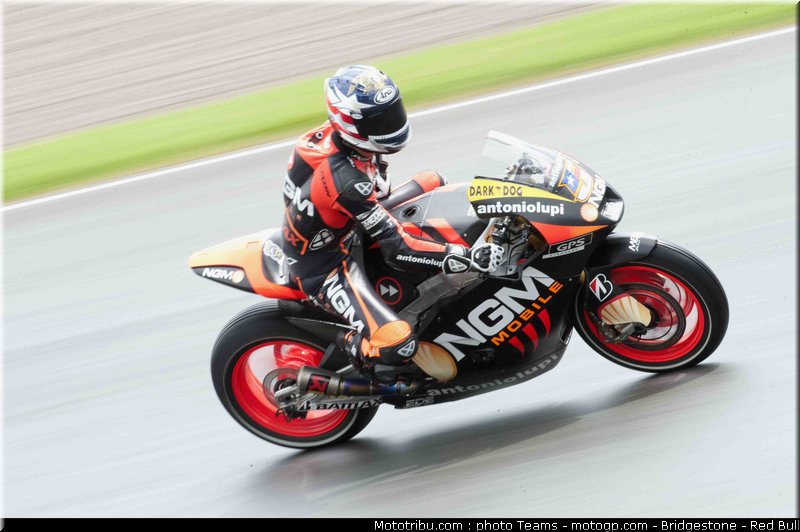 motogp_edwards_0004_allemagne_sachsenring_2012