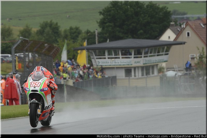 motogp_hayden_0012_allemagne_sachsenring_2012