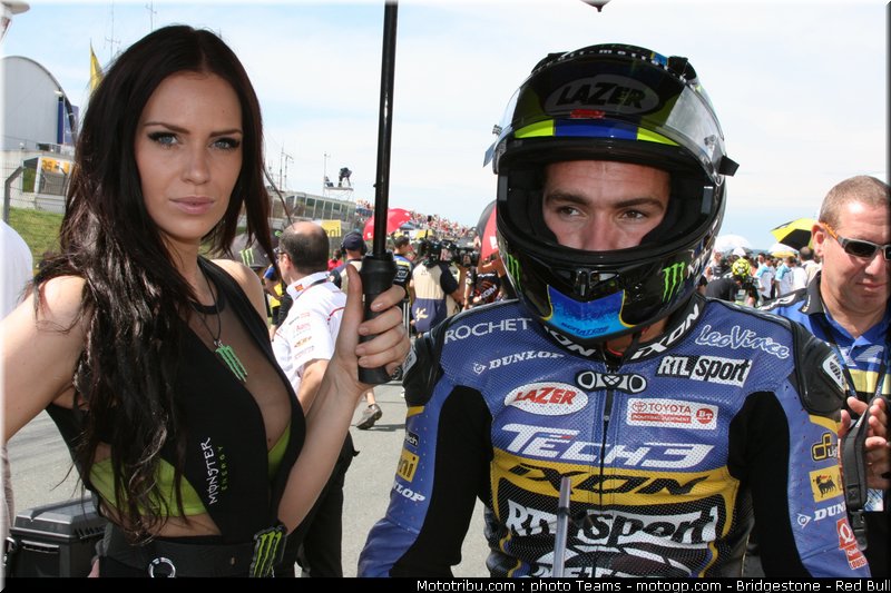 motogp_pitbabe_0019_allemagne_sachsenring_2012