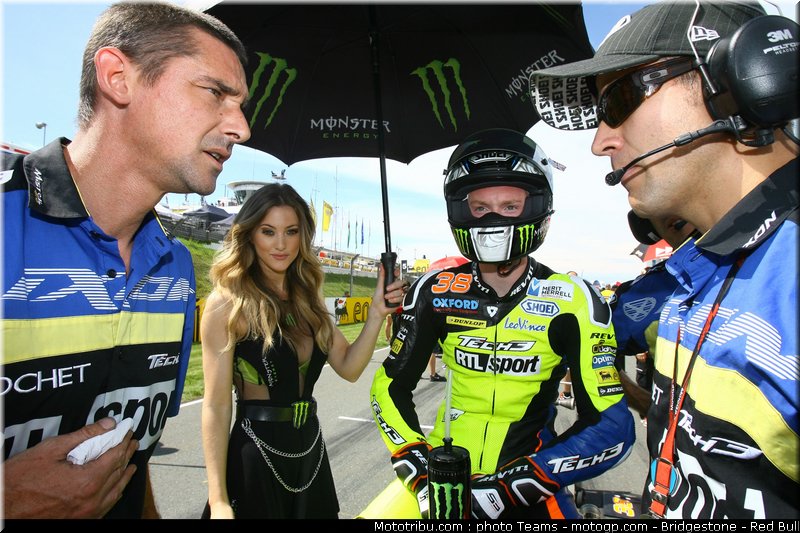 motogp_pitbabe_0024_allemagne_sachsenring_2012