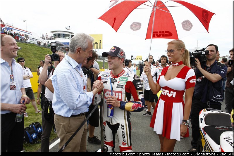 motogp_pitbabe_0036_allemagne_sachsenring_2012