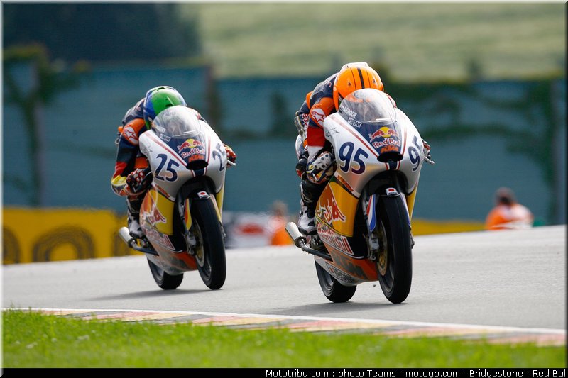 red_bull_motogp_rookie_cup_0011_allemagne_sachsenring_2012