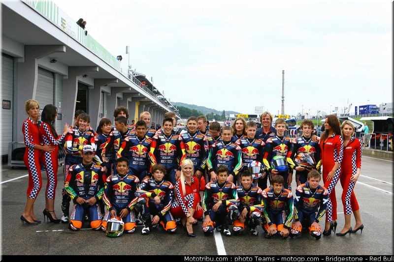 red_bull_motogp_rookie_cup_0015_allemagne_sachsenring_2012