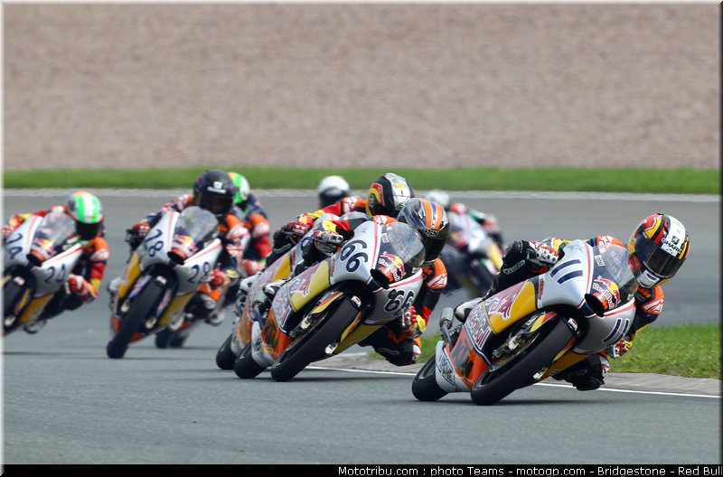 red_bull_motogp_rookie_cup_0023_allemagne_sachsenring_2012