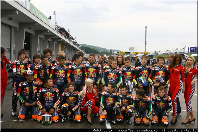 red_bull_motogp_rookie_cup_0032_allemagne_sachsenring_2012