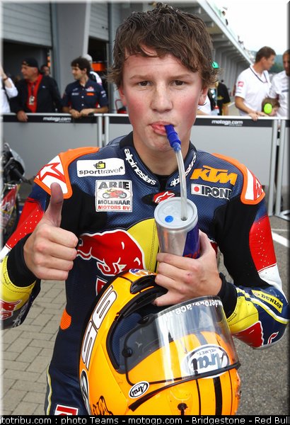 red_bull_motogp_rookie_cup_deroue_0002_allemagne_sachsenring_2012