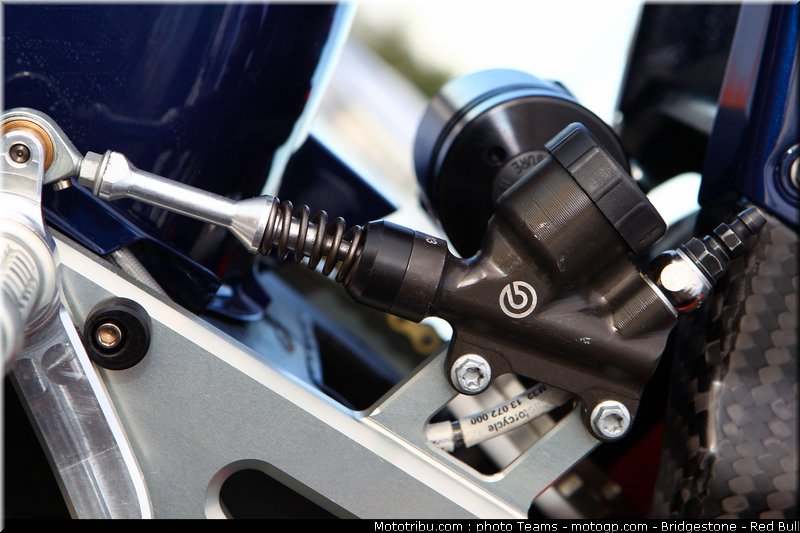 red_bull_motogp_rookie_cup_ktm_0007_allemagne_sachsenring_2012