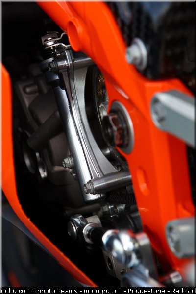red_bull_motogp_rookie_cup_ktm_0011_allemagne_sachsenring_2012