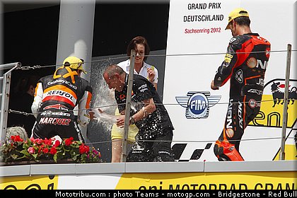 moto2_0007_allemagne_sachsenring_2012.jpg