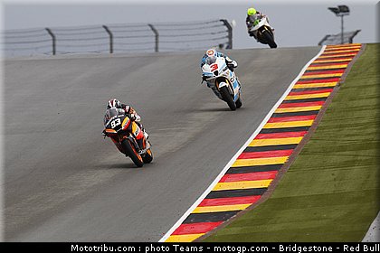 moto2_0008_allemagne_sachsenring_2012.jpg