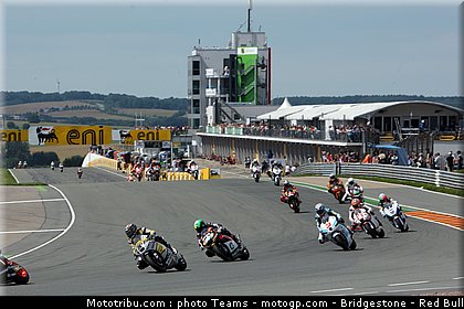 moto2_0018_allemagne_sachsenring_2012.jpg