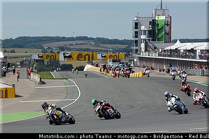 moto2_0019_allemagne_sachsenring_2012.jpg