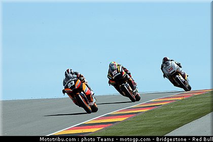 moto2_0025_allemagne_sachsenring_2012.jpg