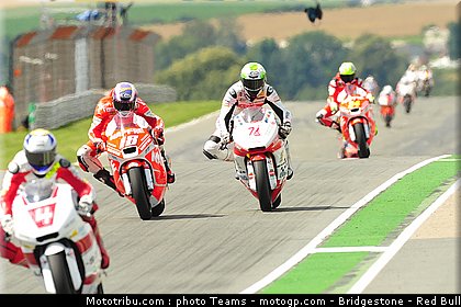 moto2_0072_allemagne_sachsenring_2012.jpg
