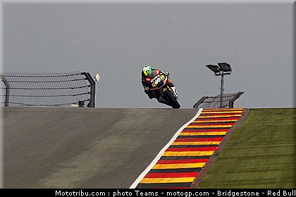 moto2_espargaro_p_0007_allemagne_sachsenring_2012.jpg