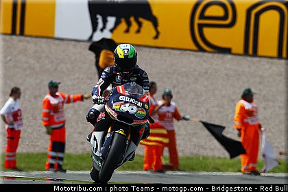 moto2_espargaro_p_0014_allemagne_sachsenring_2012.jpg
