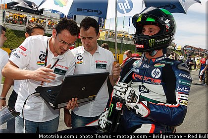 moto2_espargaro_p_0015_allemagne_sachsenring_2012.jpg