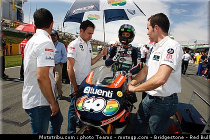 moto2_espargaro_p_0016_allemagne_sachsenring_2012.jpg