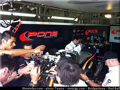 moto2_espargaro_p_0018_allemagne_sachsenring_2012.jpg