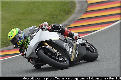 moto2_granado_0002_allemagne_sachsenring_2012.jpg