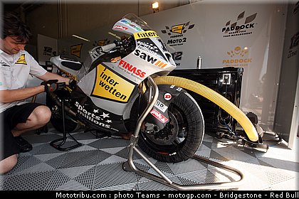 moto2_luthi_0003_allemagne_sachsenring_2012.jpg