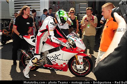 moto2_neukirchner_0011_allemagne_sachsenring_2012.jpg