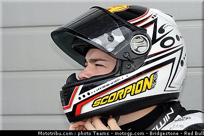 moto2_rea_0008_allemagne_sachsenring_2012.jpg