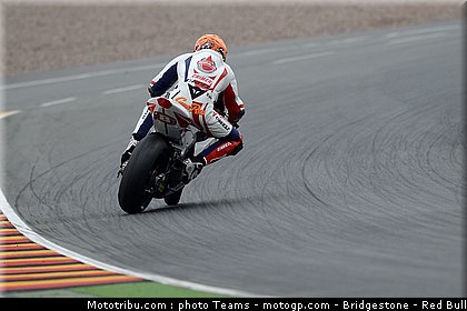 moto2_rea_0012_allemagne_sachsenring_2012.jpg