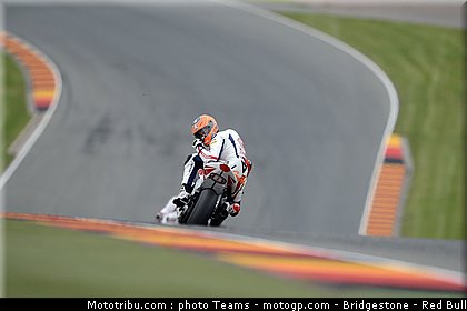 moto2_rea_0013_allemagne_sachsenring_2012.jpg