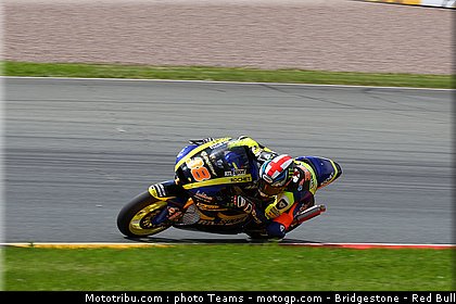 moto2_smith_0022_allemagne_sachsenring_2012.jpg