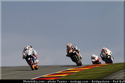 moto3_0022_allemagne_sachsenring_2012.jpg