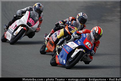 moto3_0073_allemagne_sachsenring_2012.jpg