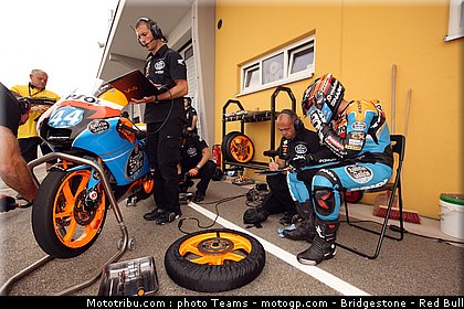 moto3_oliveira_0013_allemagne_sachsenring_2012.jpg