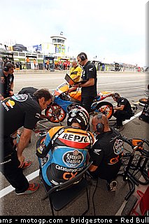 moto3_oliveira_0014_allemagne_sachsenring_2012.jpg