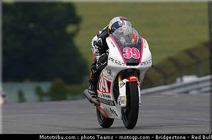 moto3_salom_0001_allemagne_sachsenring_2012.jpg