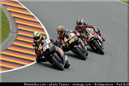 motogp_0071_allemagne_sachsenring_2012.jpg