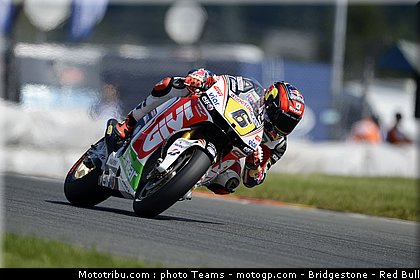 motogp_bradl_0046_allemagne_sachsenring_2012.jpg