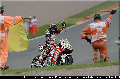 motogp_bradl_0111_allemagne_sachsenring_2012.jpg