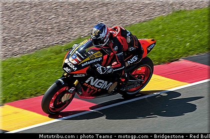 motogp_edwards_0001_allemagne_sachsenring_2012.jpg