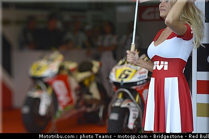 motogp_pitbabe_0002_allemagne_sachsenring_2012.jpg