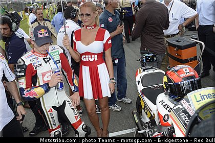 motogp_pitbabe_0010_allemagne_sachsenring_2012.jpg
