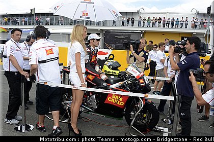 motogp_pitbabe_0015_allemagne_sachsenring_2012.jpg